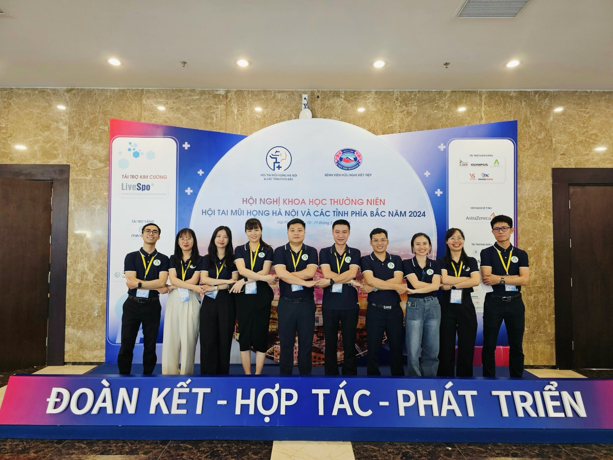 https://azka.vn/anvy-dong-hanh-cung-hoi-nghi-khoa-hoc-thuong-nien-chuyen-nganh-tai-mui-hong-2024/